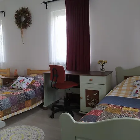 Holiday home Willa Z Jacuzzi Na Wylacznosc Dabrowa (Gmina Dzwierzuty)